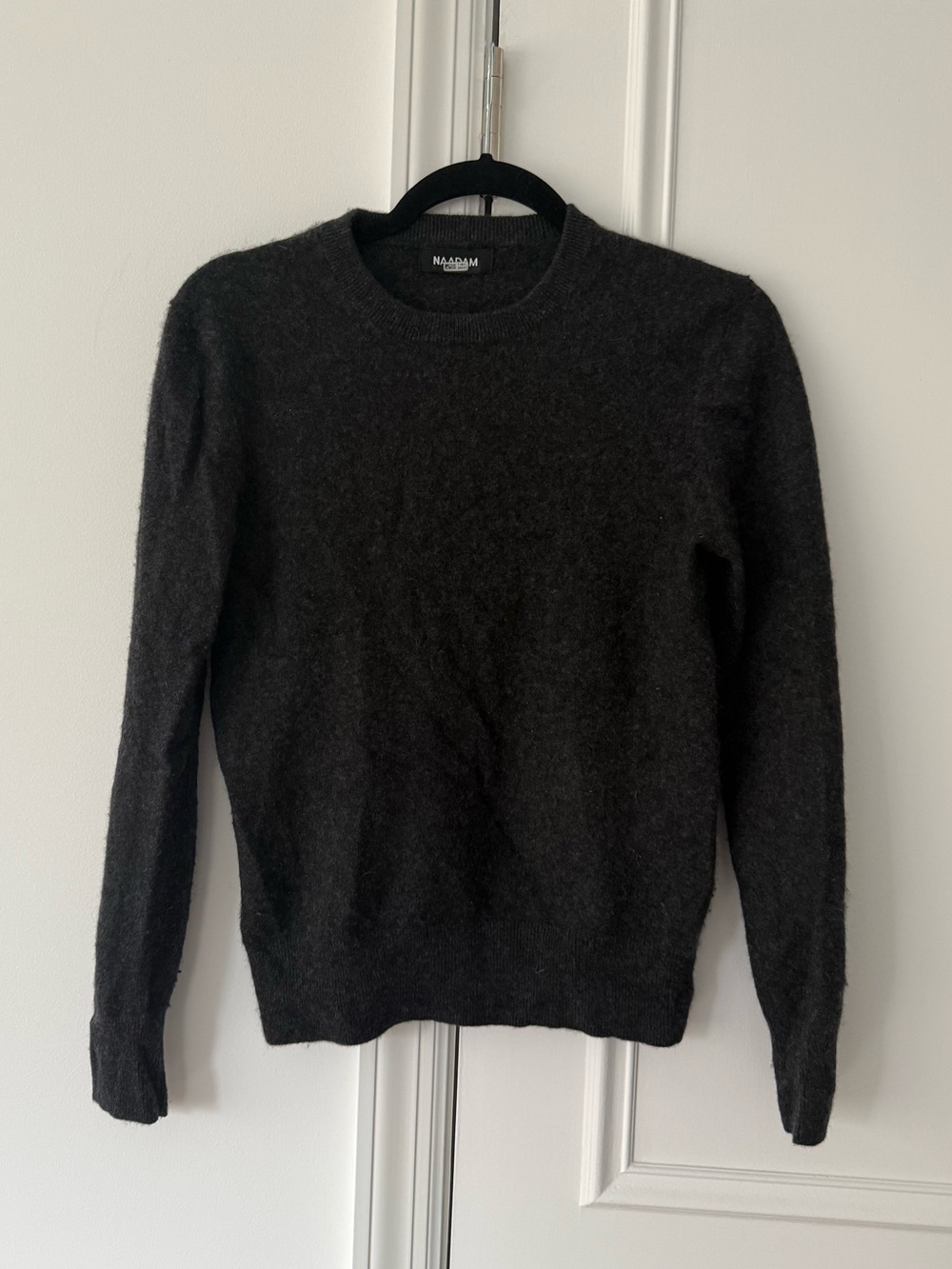 NAADAM Grey Charcoal Cashmere Crewneck